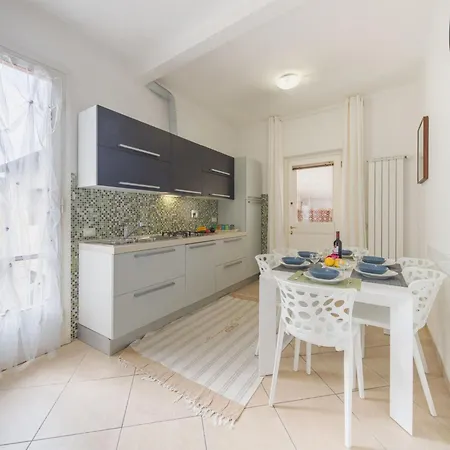 La Conchiglia By Interhome