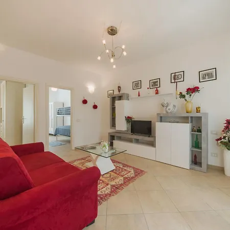 Apartment La Conchiglia By Interhome